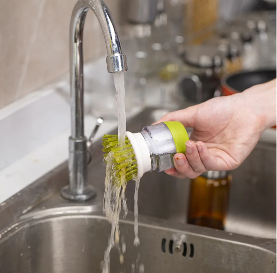 cepillo para platos con dispensador
